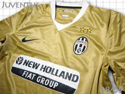 Juventus 2008-2009 Away@xgX