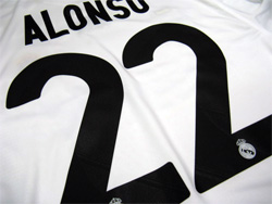 Real Madrid 2009-2010 Home #22 Xavi Alonso　レアルマドリード　ホーム　シャビ・アロンソ
