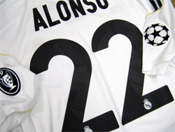 Real Madrid 2009-2010 Home CL #22 Xavi Alonso　レアルマドリード　チャンピオンズリーグ　ホーム　シャビ・アロンソ